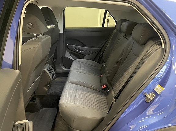 Volkswagen T-Roc 12 of 20