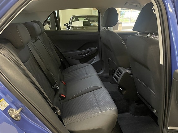 Volkswagen T-Roc 11 of 20