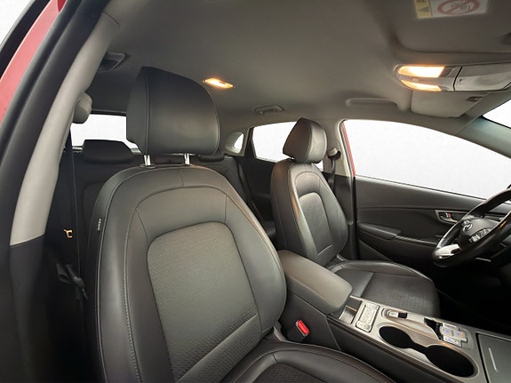 Hyundai Kona 24 of 30