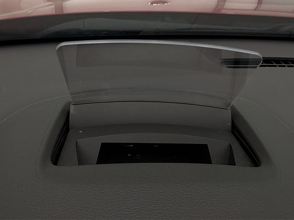 Hyundai Kona 12 of 30