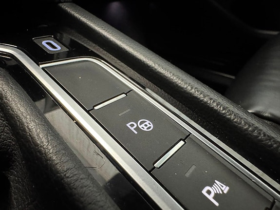Volkswagen Passat 25 of 30