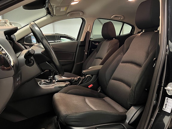 Mazda 3 14 of 25