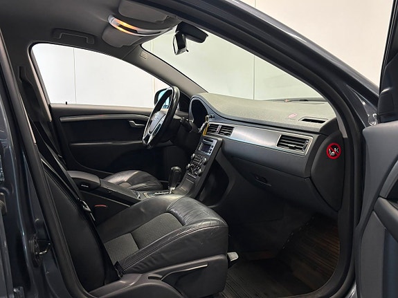 Volvo V70 24 of 25