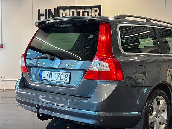Volvo V70 7 of 25