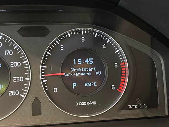 Volvo V70 18 of 25