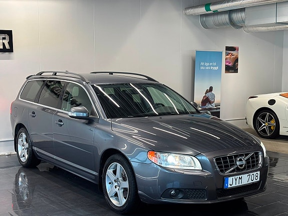 Volvo V70 4 of 5
