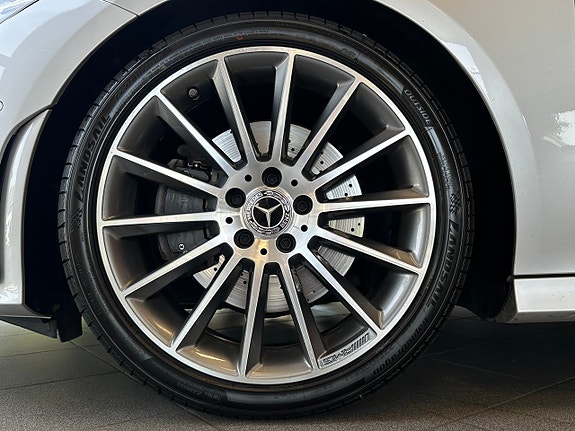Mercedes-Benz CLA200 9 of 18