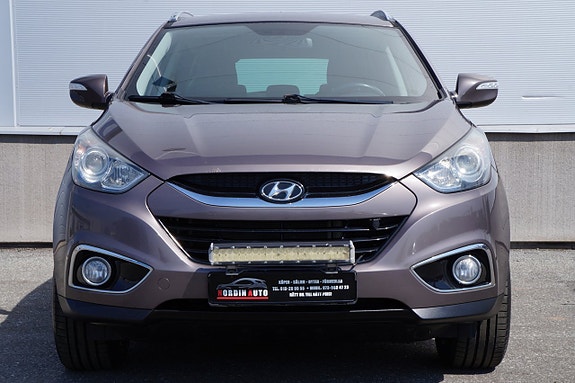 Hyundai ix35 2 of 5