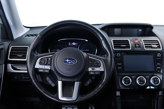 Subaru Forester 2 of 5