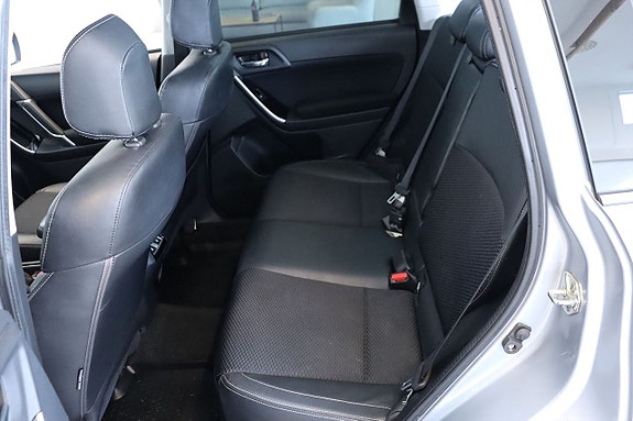Subaru Forester 13 of 23