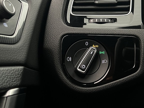 Volkswagen Golf I 21 of 25