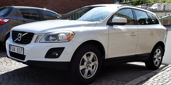 Volvo XC60 3 of 9