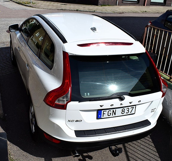 Volvo XC60 6 of 9