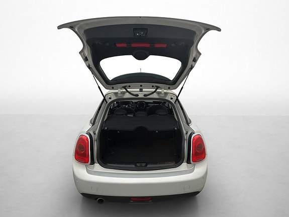 MINI Cooper 8 of 26
