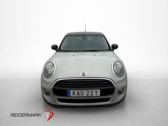 MINI Cooper 2 of 26