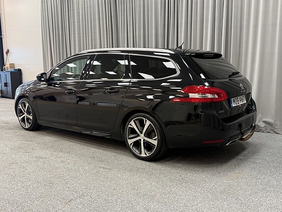 Peugeot 308 SW 3 of 14