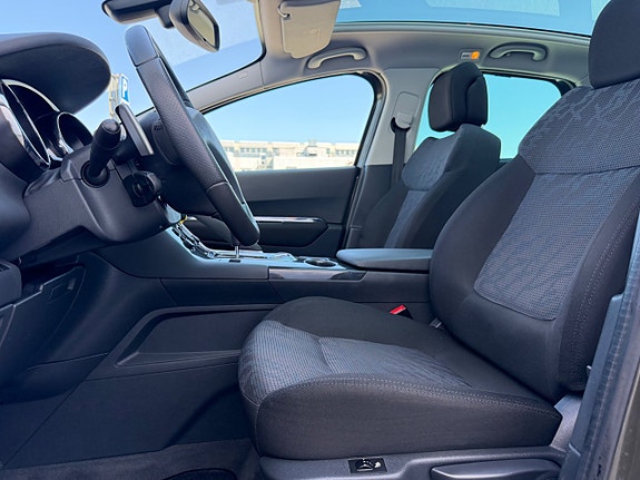 Peugeot 3008 15 of 29