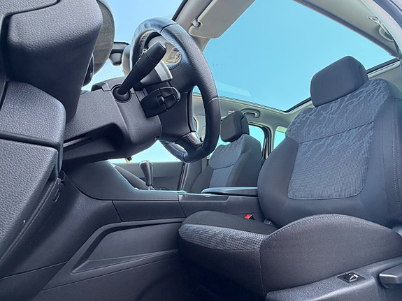 Peugeot 3008 16 of 29