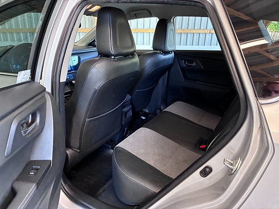 Toyota Auris 11 of 11