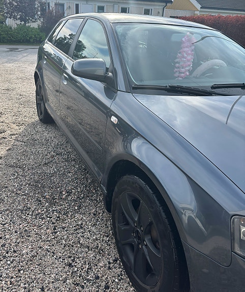 Audi A3 4 of 8