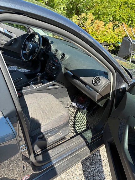 Audi A3 3 of 8