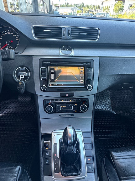 Volkswagen Passat 6 of 11