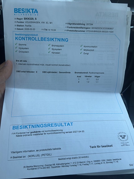 Volkswagen Passat 9 of 11