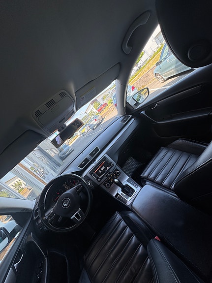 Volkswagen Passat 5 of 5