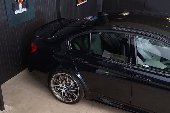 BMW M3 5 of 5