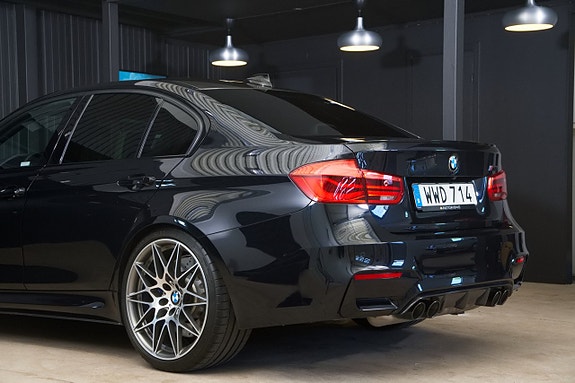BMW M3 10 of 30
