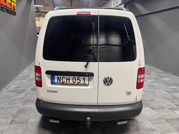 Volkswagen Caddy 4 of 5