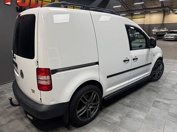Volkswagen Caddy 5 of 5