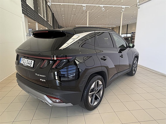 Hyundai Tucson 4 of 5