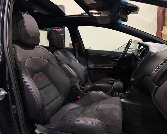 Kia Ceed 19 of 21