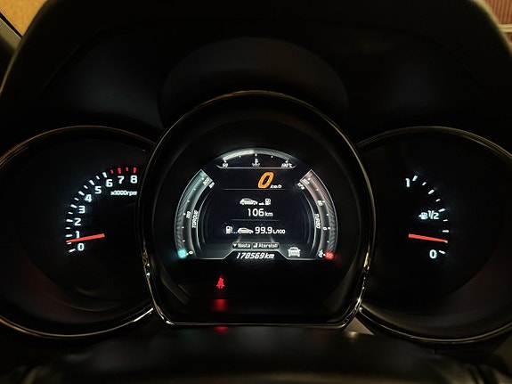 Kia Ceed 13 of 21