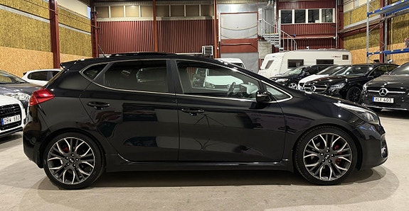 Kia Ceed 4 of 5
