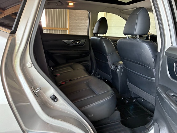 Nissan X-Trail 9 of 14