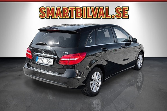 Mercedes-Benz B180 4 of 20