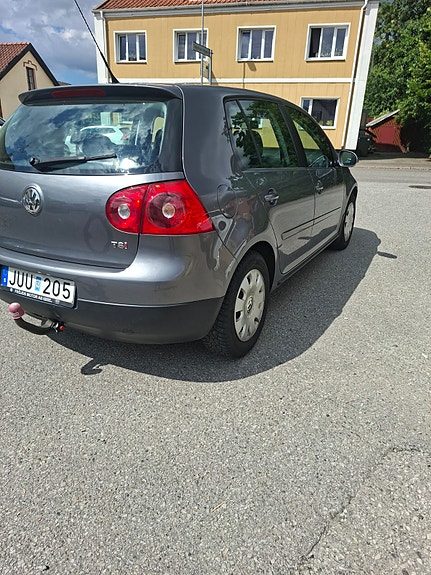 Volkswagen Golf V 4 of 13