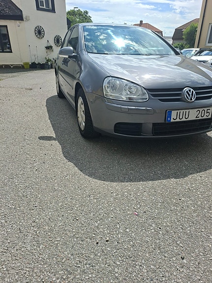 Volkswagen Golf V 7 of 13
