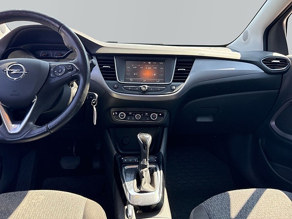 Opel Crossland X 12 of 15