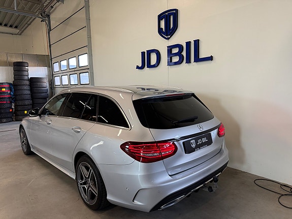 Mercedes-Benz C220 d 3 of 5
