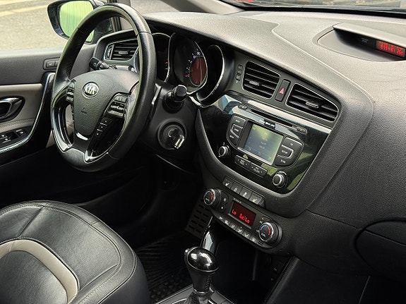 Kia Ceed 11 of 21