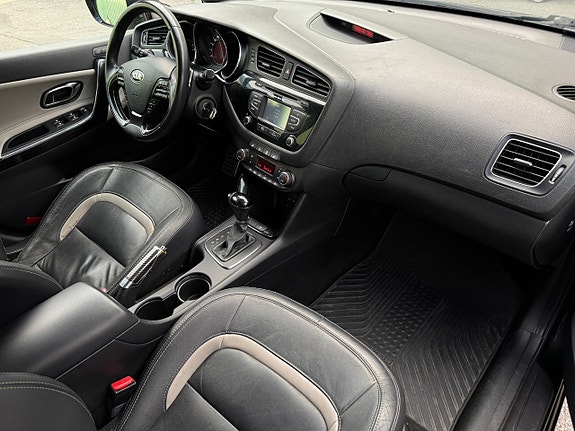 Kia Ceed 10 of 21