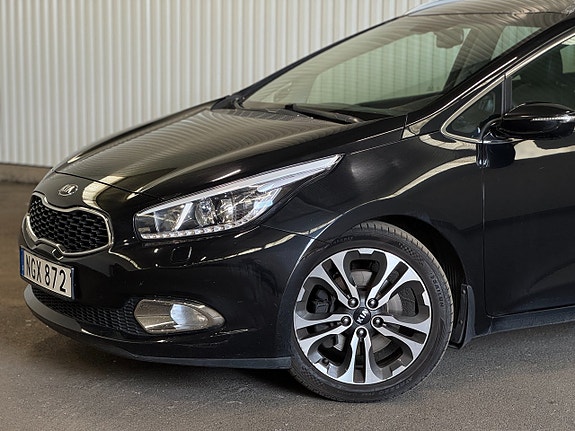 Kia Ceed 3 of 21