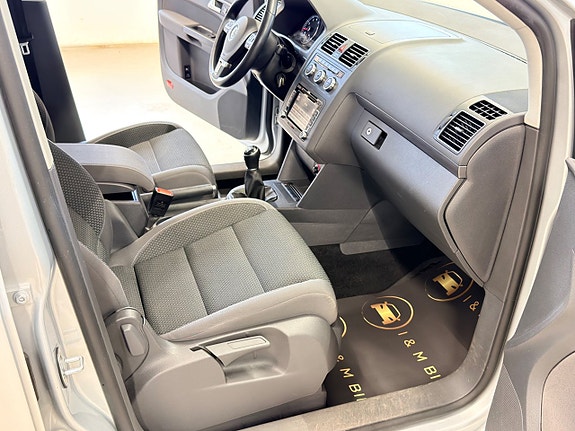 Volkswagen Touran 11 of 21
