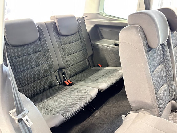 Volkswagen Touran 17 of 21