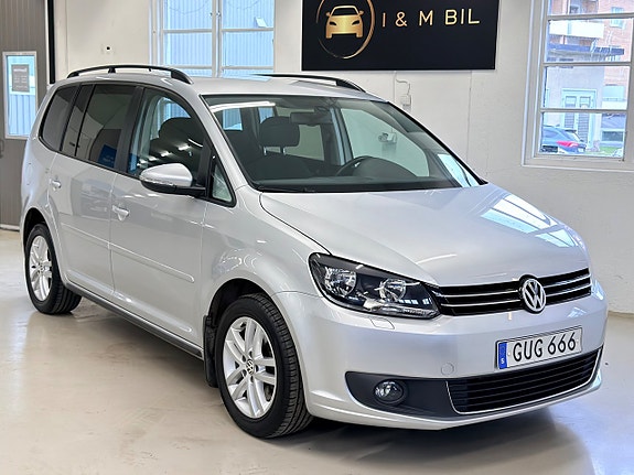 Volkswagen Touran 5 of 5