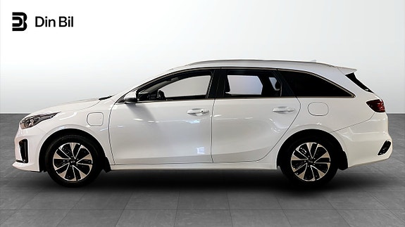 Kia Ceed 2 of 13
