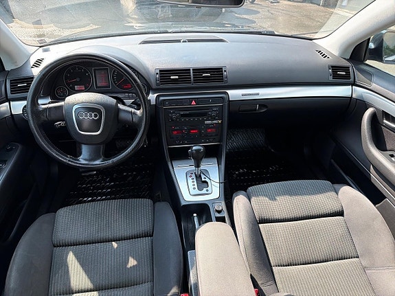 Audi A4 16 of 21
